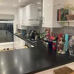 Central London Apartment Near Chelsea